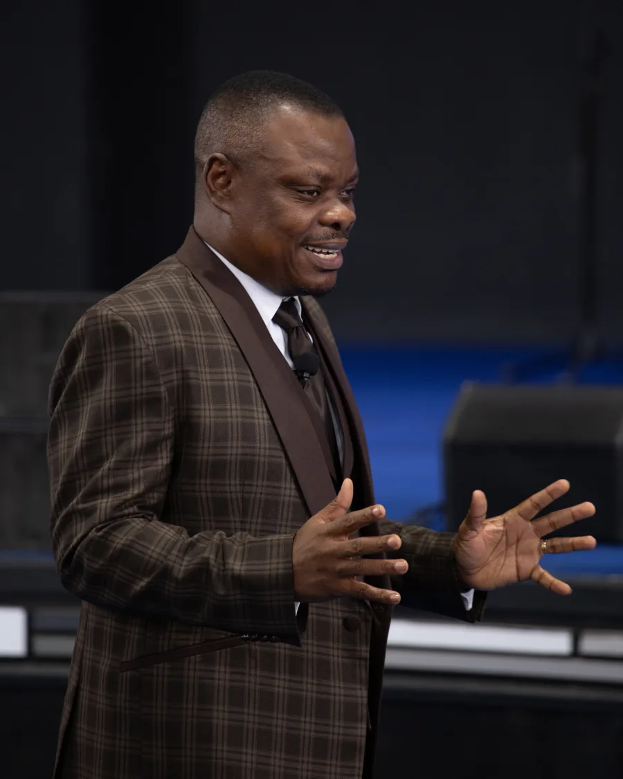 Rev. Francis D. Yalley preaching